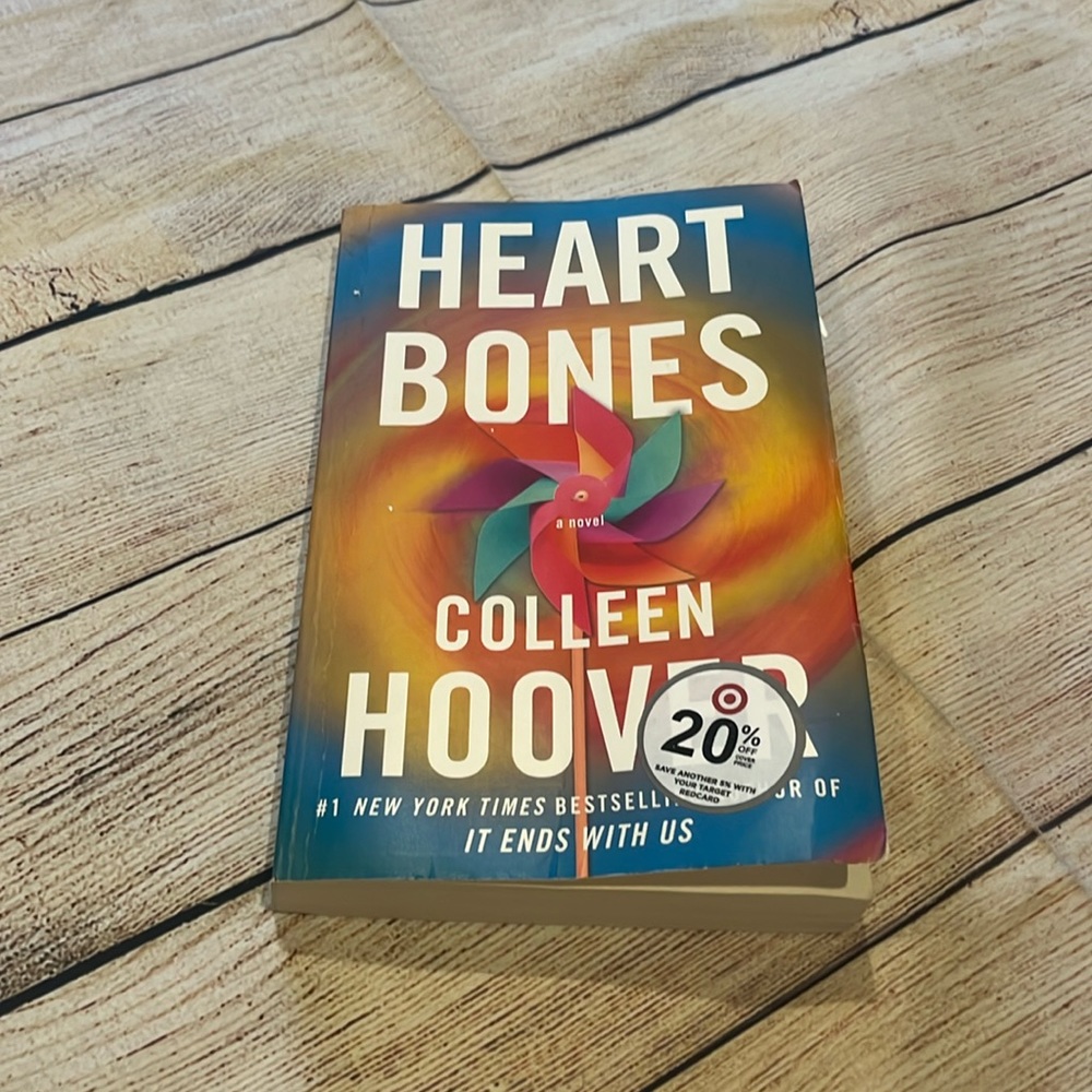Heart Bones by Colleen Hoover